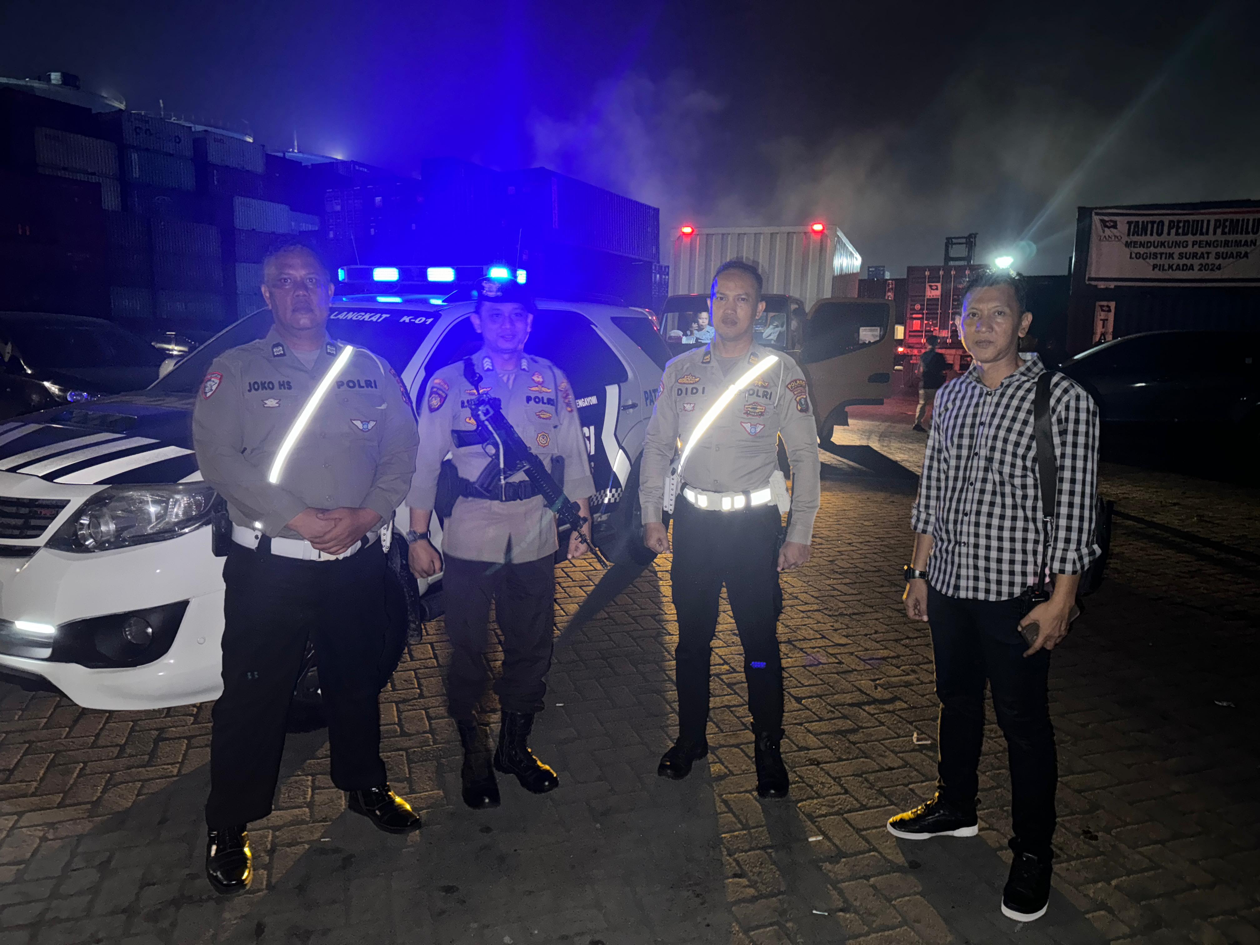 Polres Langkat Kawal Distribusi Surat Suara Pemilu 2024 di Kabupaten Langkat